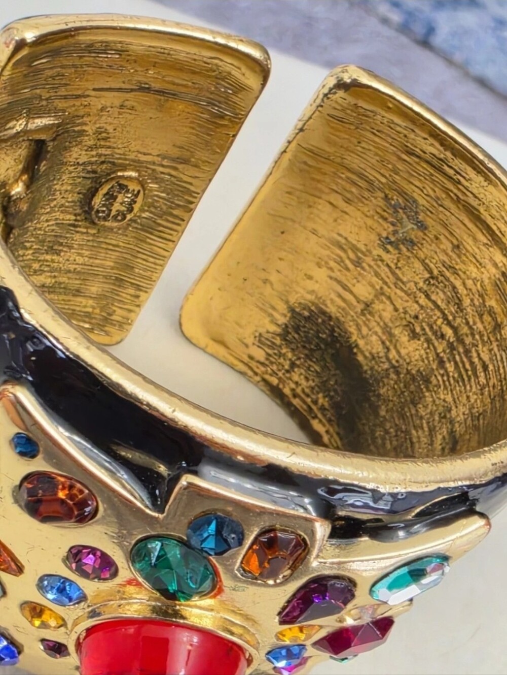 Vintage Kenneth Jay Lane KJL Maltese Cross Bracelet Signed Cuff Bullet Cabochon - Picture 12 of 16